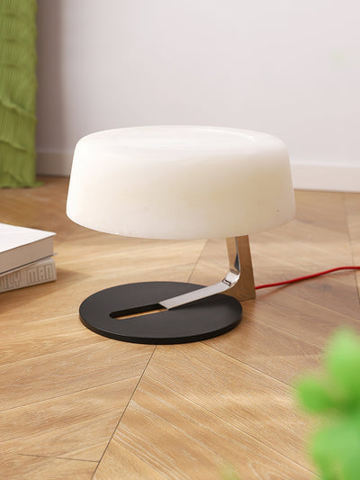 Nysolora Dome Alabaster Table Lamp