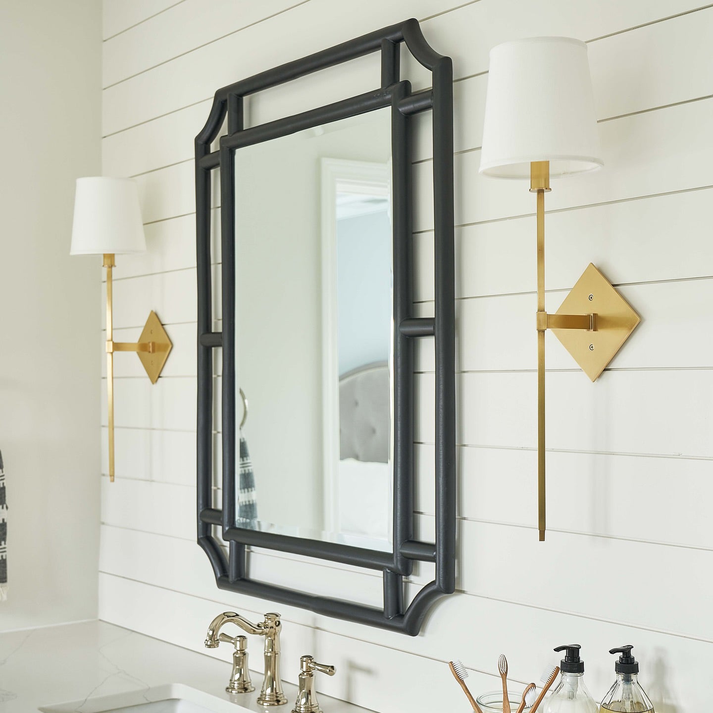 Marblea Wall Lamp