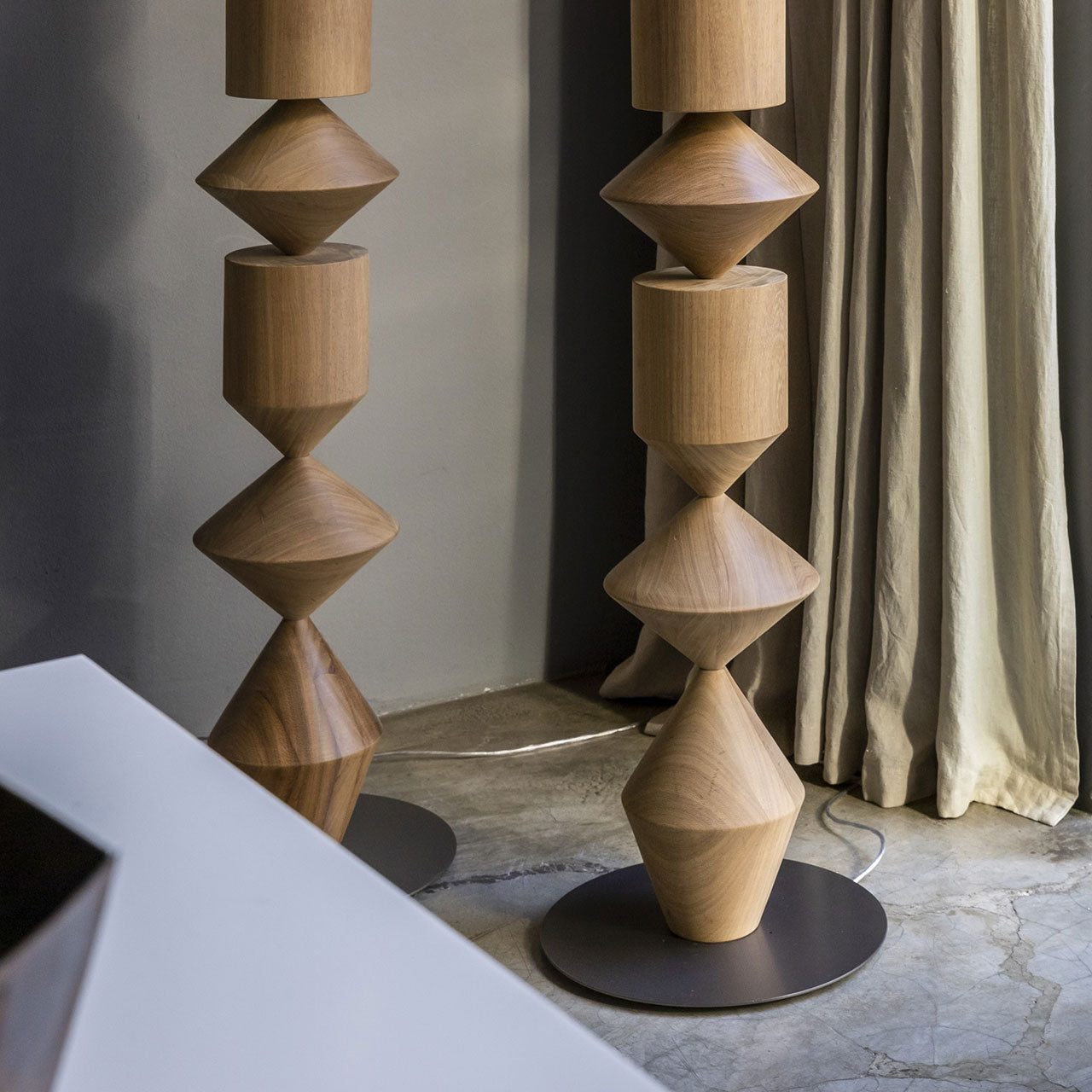 Eero Floor Lamp
