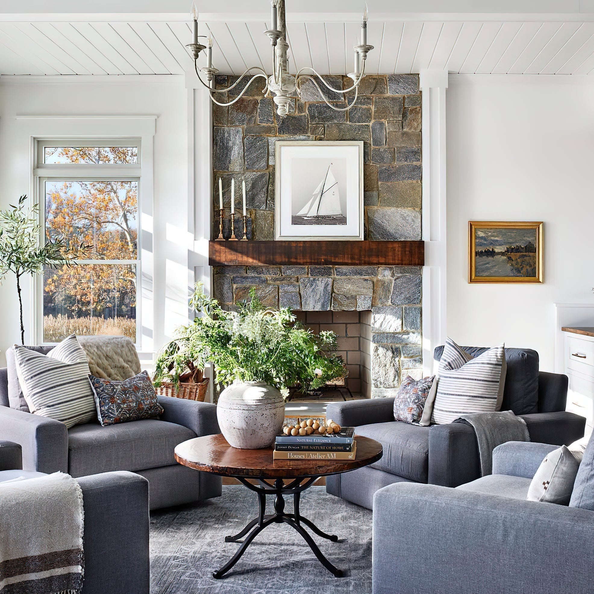 Norivaria Chandelier