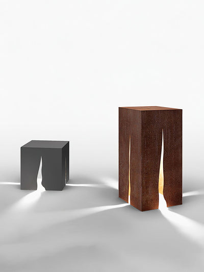 Ugo Outdoor Light Crack Cube
