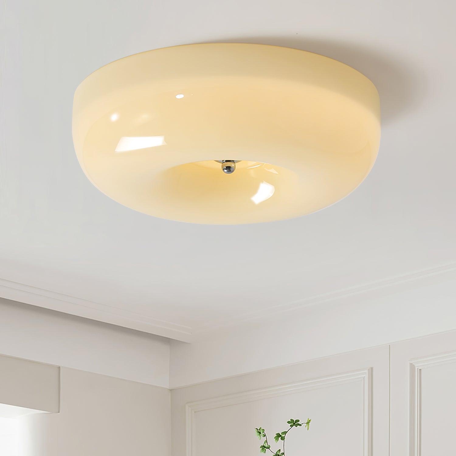 Velisiel Chandelier Cream Pudding with Blown Glass