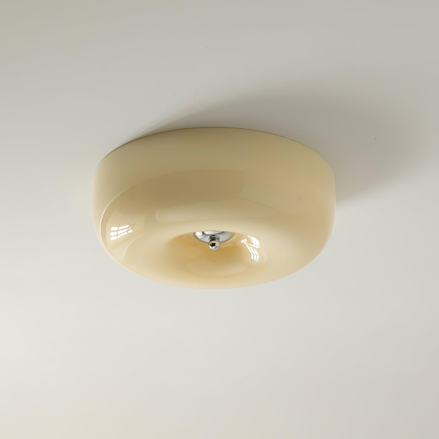 Velisiel Chandelier Cream Pudding with Blown Glass