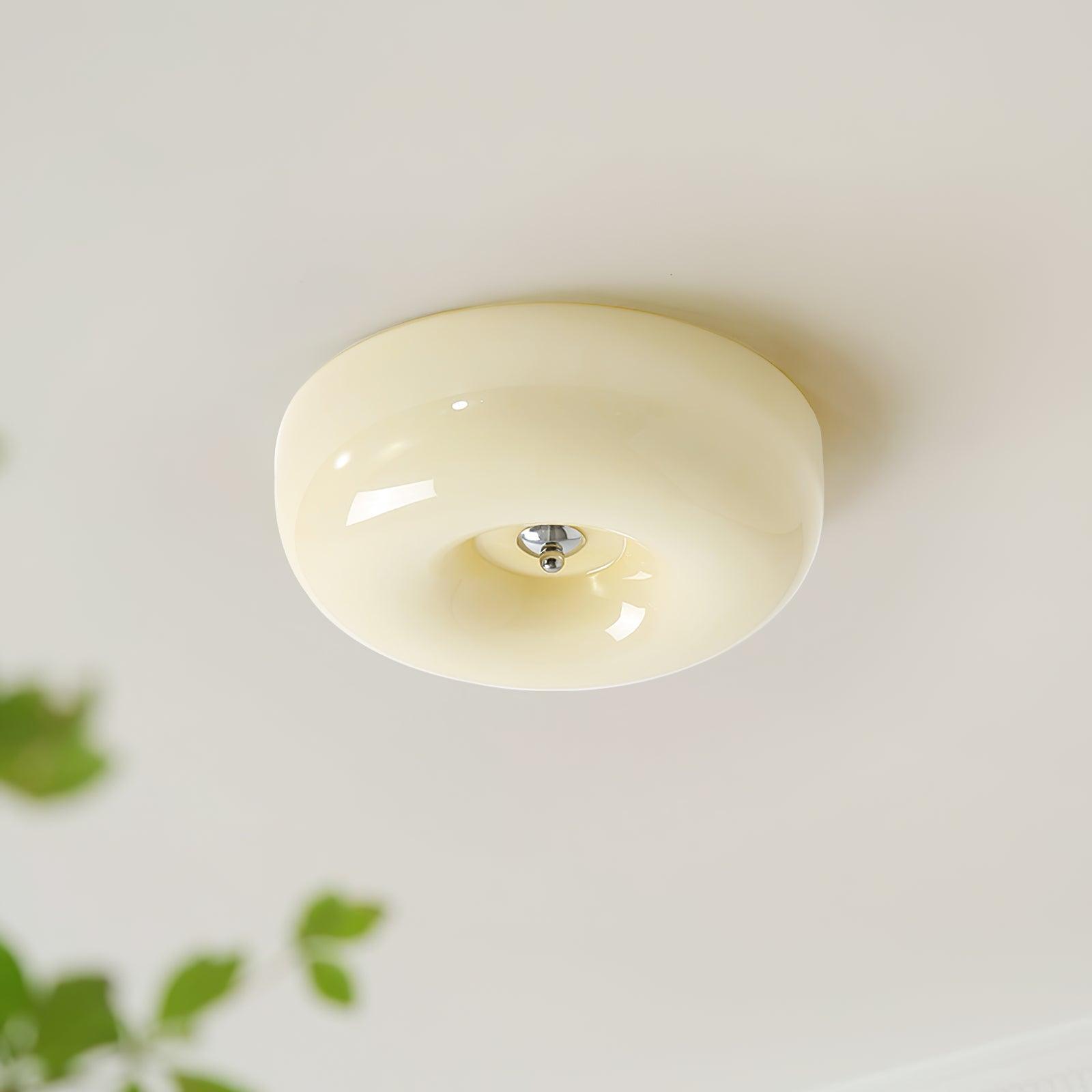 Velisiel Chandelier Cream Pudding with Blown Glass