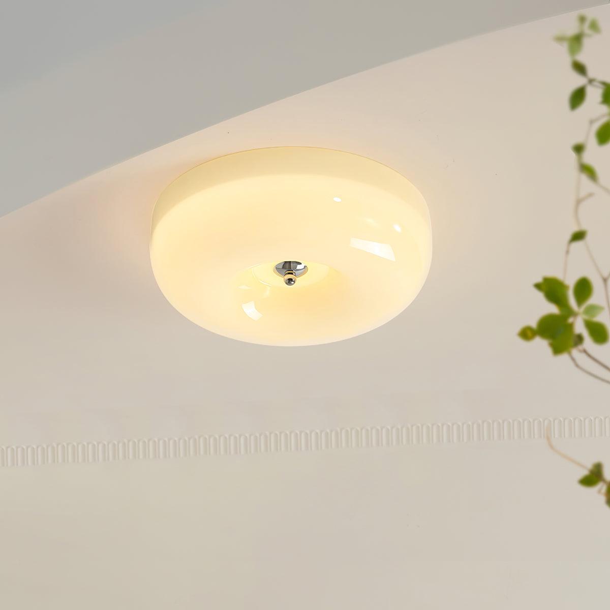 Velisiel Chandelier Cream Pudding with Blown Glass