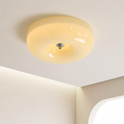 Velisiel Chandelier Cream Pudding with Blown Glass