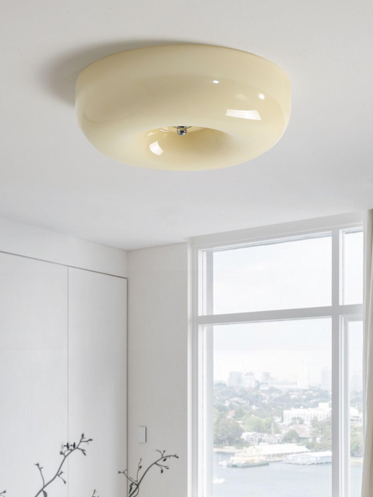 Velisiel Chandelier Cream Pudding with Blown Glass