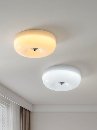 Velisiel Chandelier Cream Pudding with Blown Glass