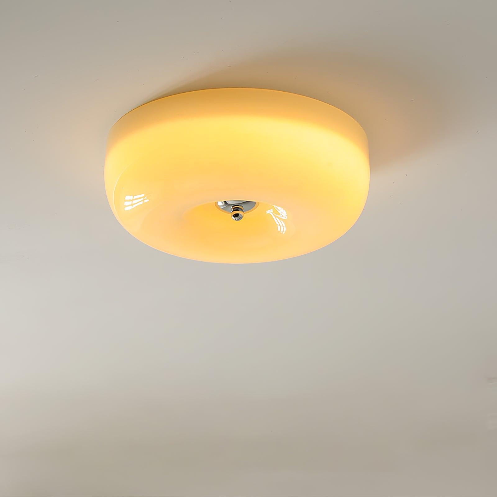 Velisiel Chandelier Cream Pudding with Blown Glass