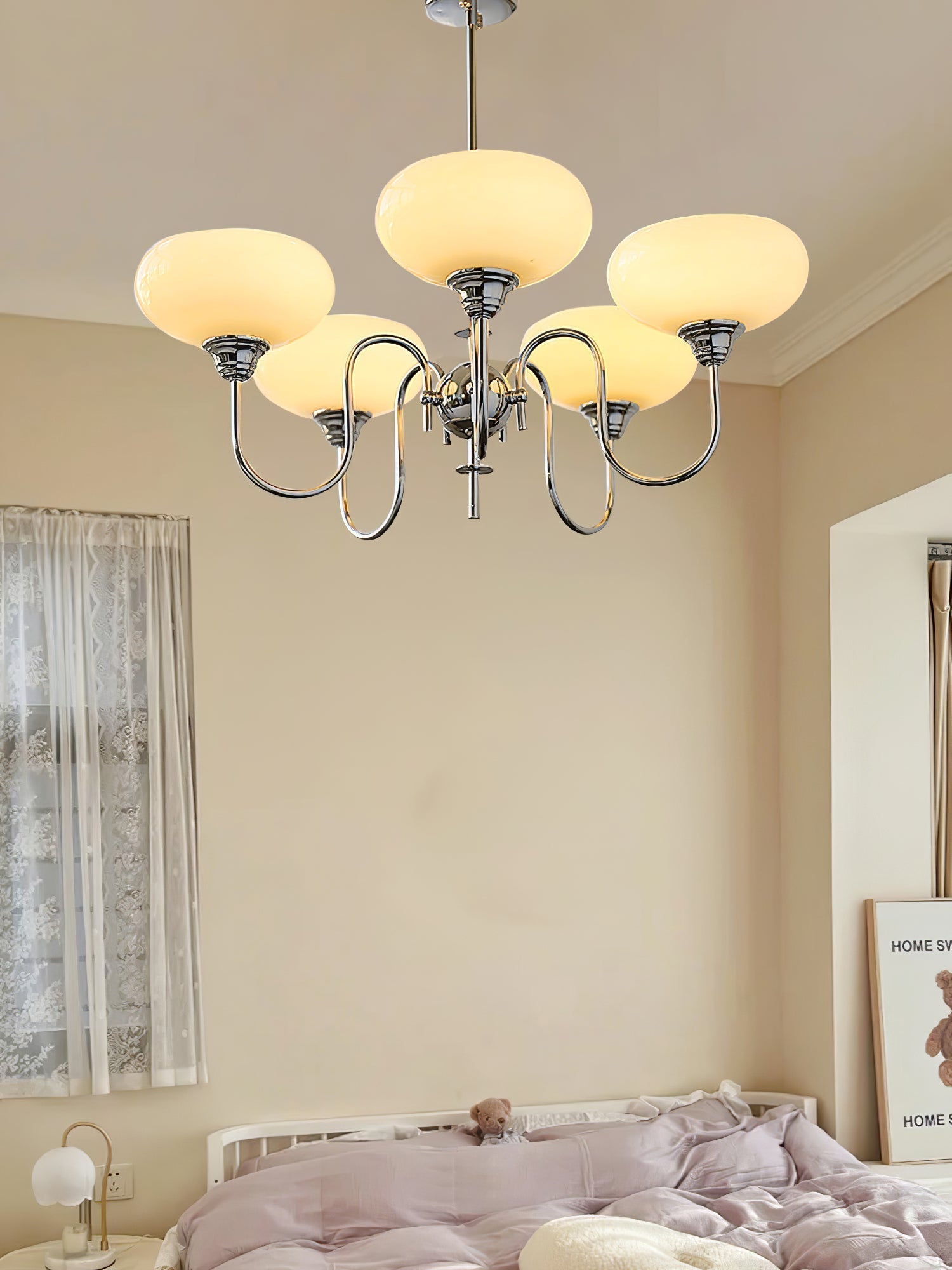 Pavenor Creamy Persimmon Chandelier