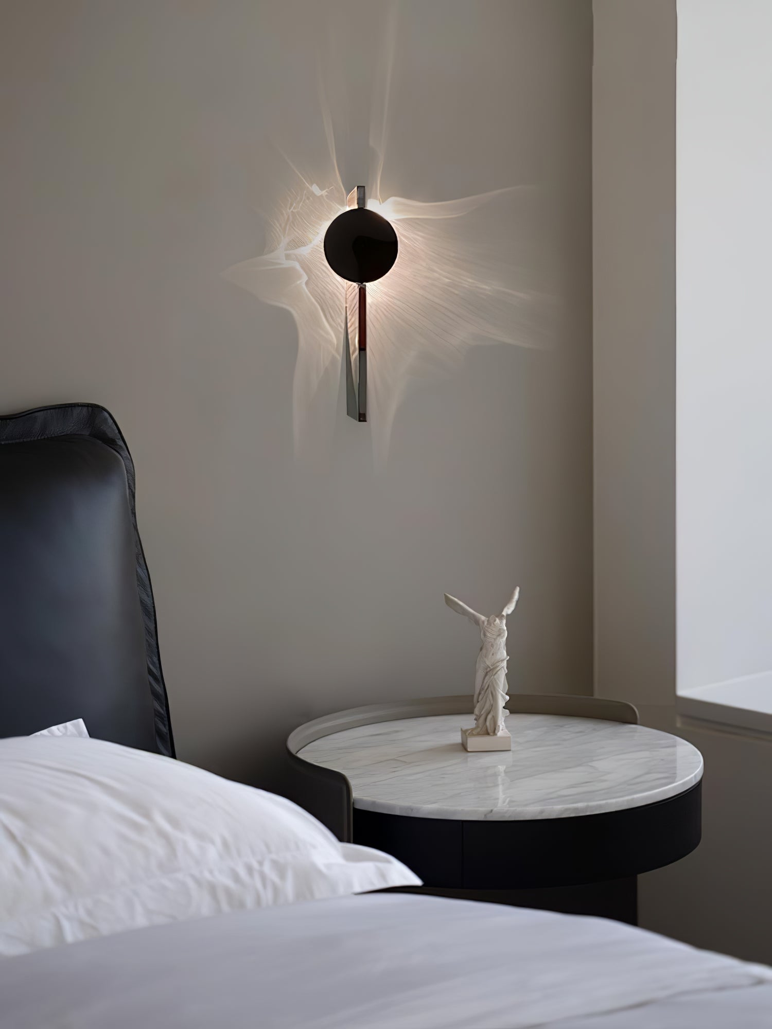 Delaview Kinetic Shadow Indoor Wall Light