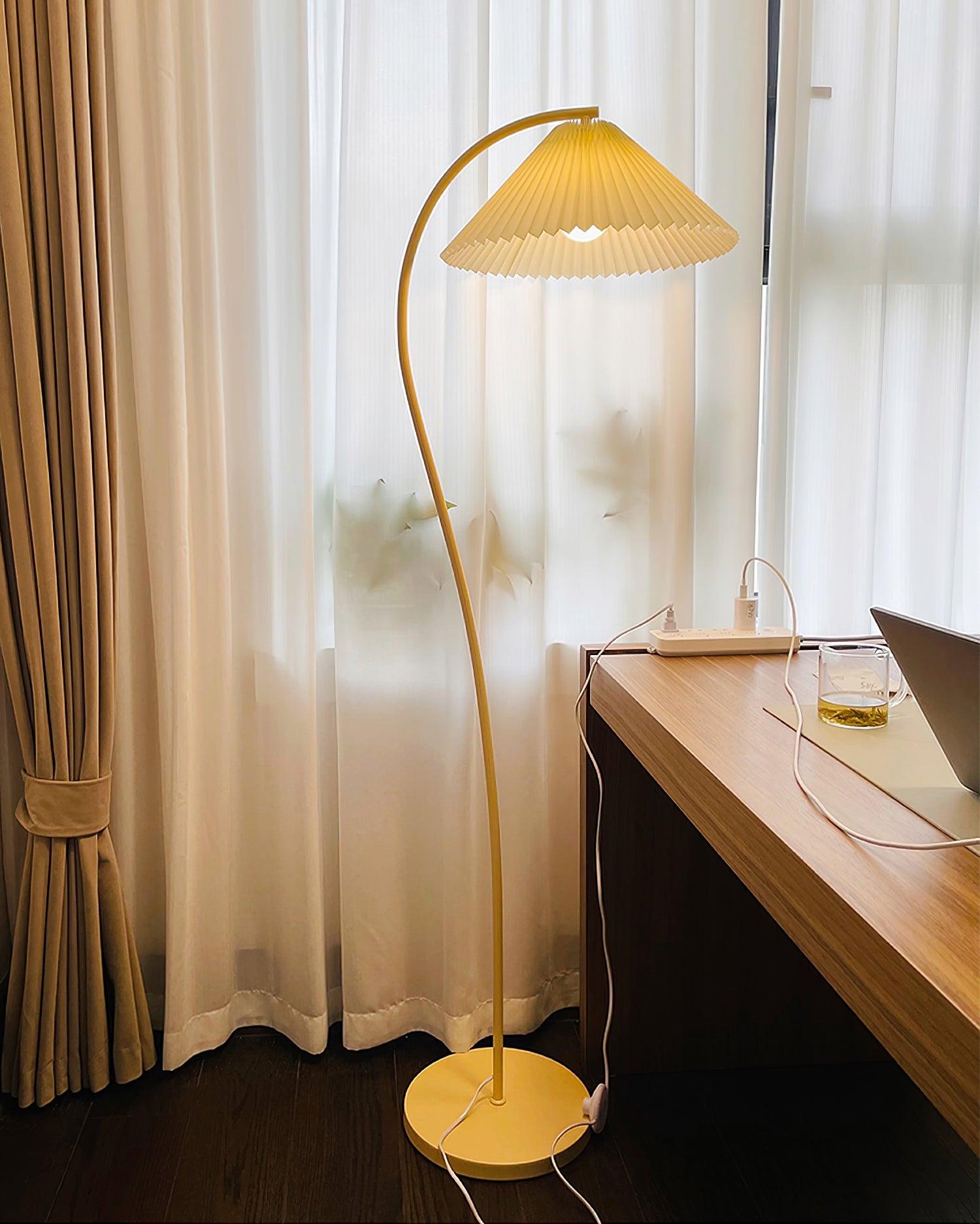 Fyrel Minimalist Fabric Floor Lamp
