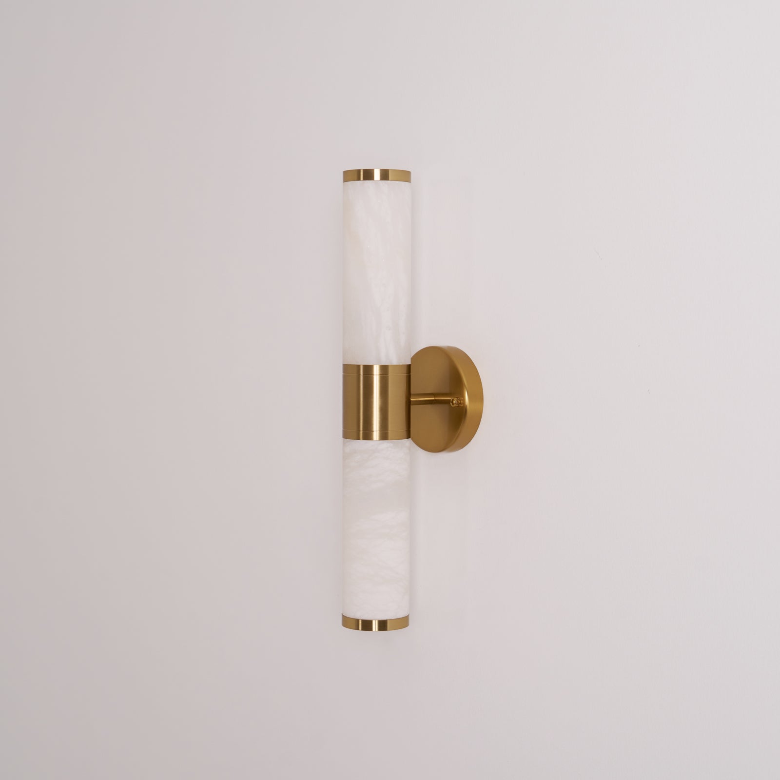 Lucian Alabaster Wall Lamp