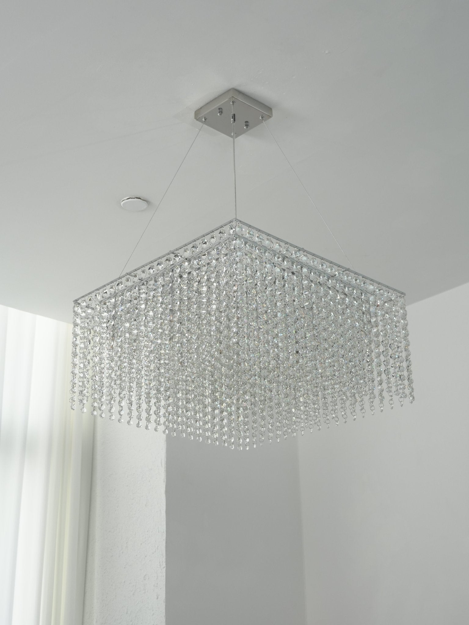 Vantess Crystal Frame Chandelier