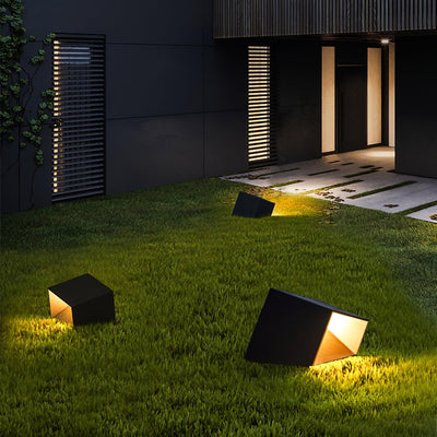 Pearl Modern Outdoor Light