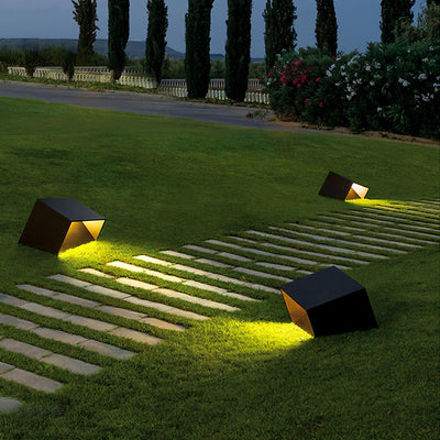 Pearl Modern Outdoor Light