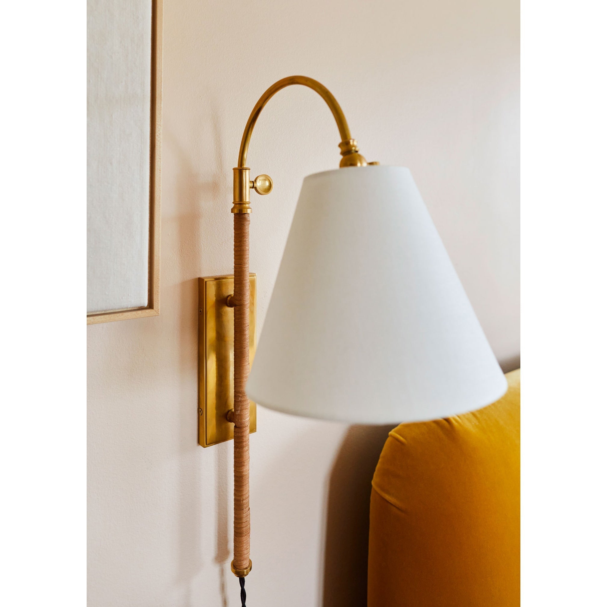 Mugu Wall Lamp