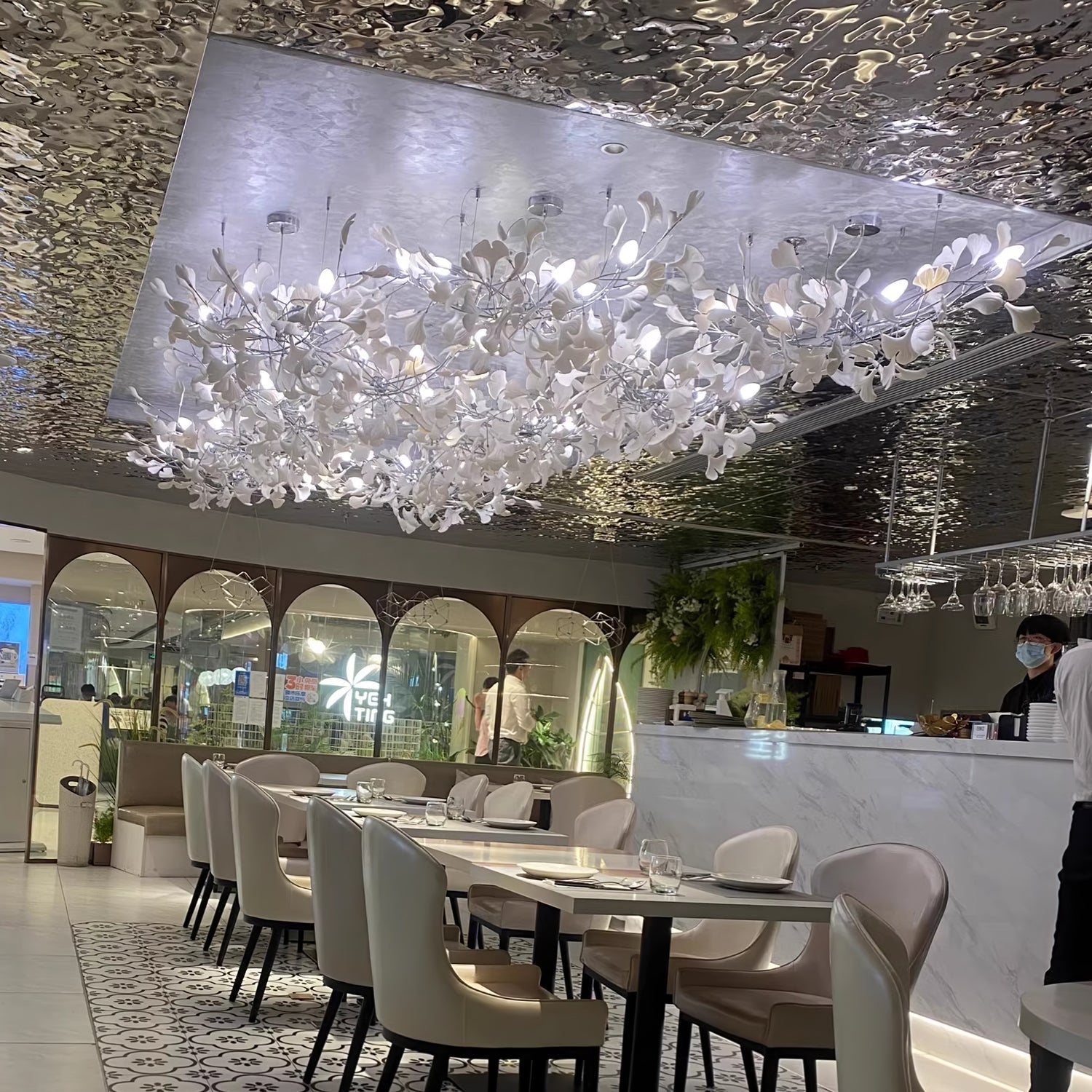 Eurzoris Gingko Leaf Chandelier