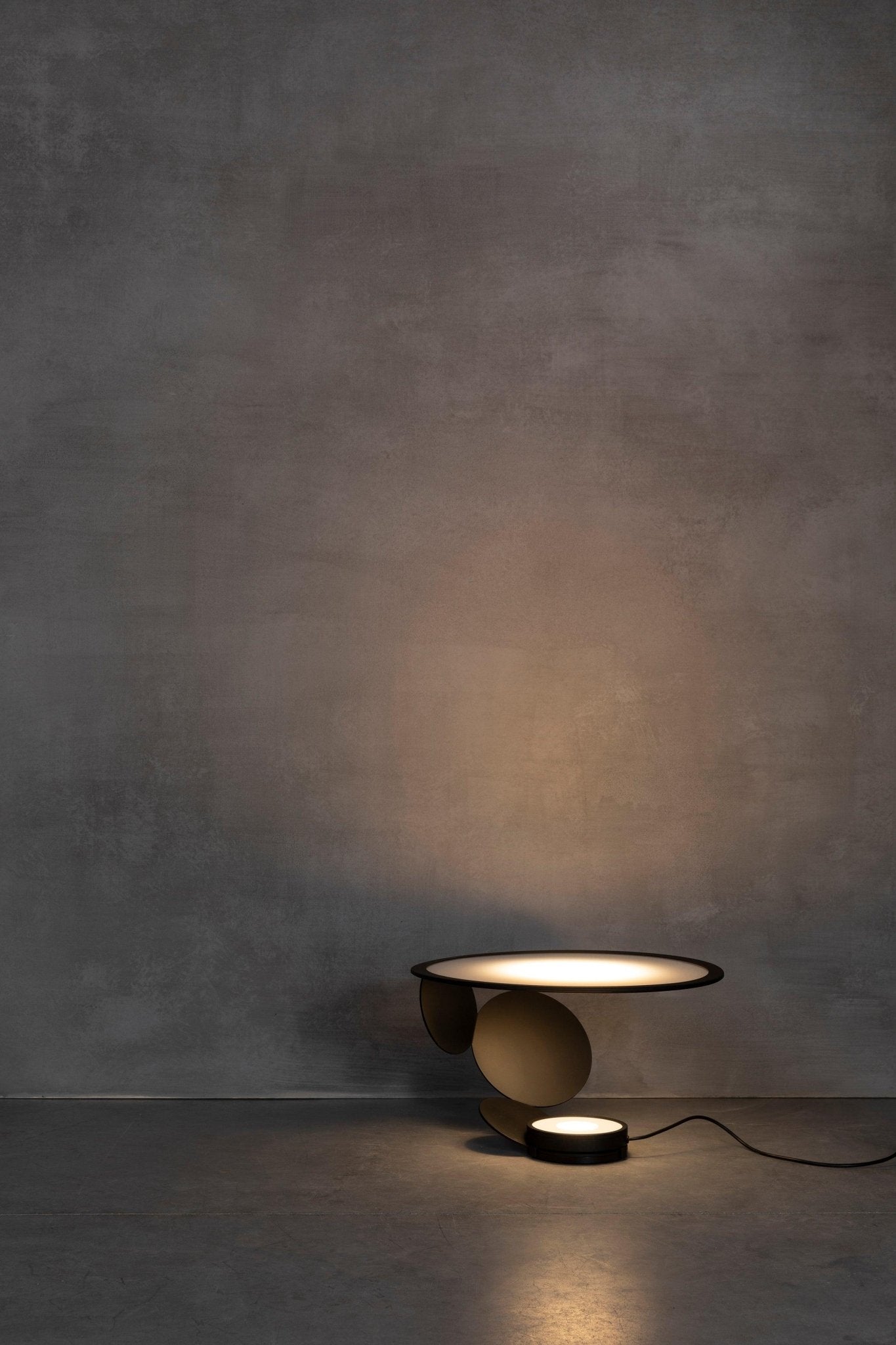 Calalena Contemporary Table Lamp