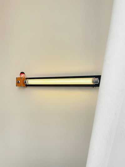 Renaneria Wall Lamp