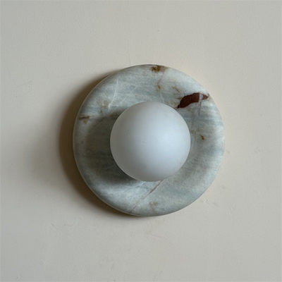 Vomire Wall Lamp