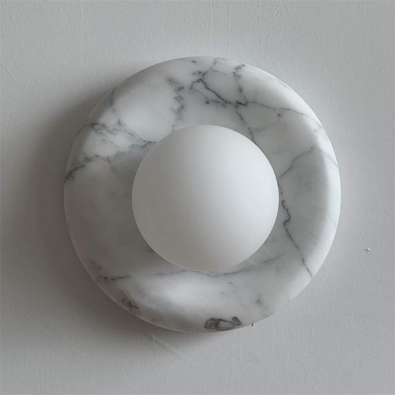 Zoraean Wall Lamp