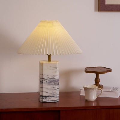 Selaleria Modern Table Lamp