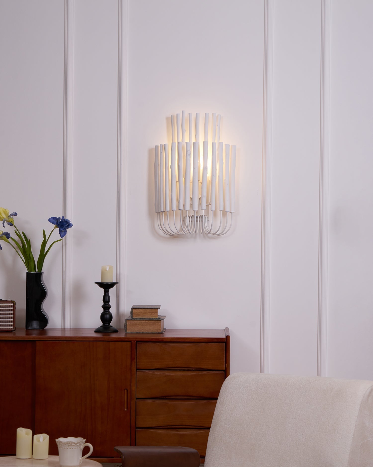 Vasilora Individual Creativity Art Wood Wall Lamp