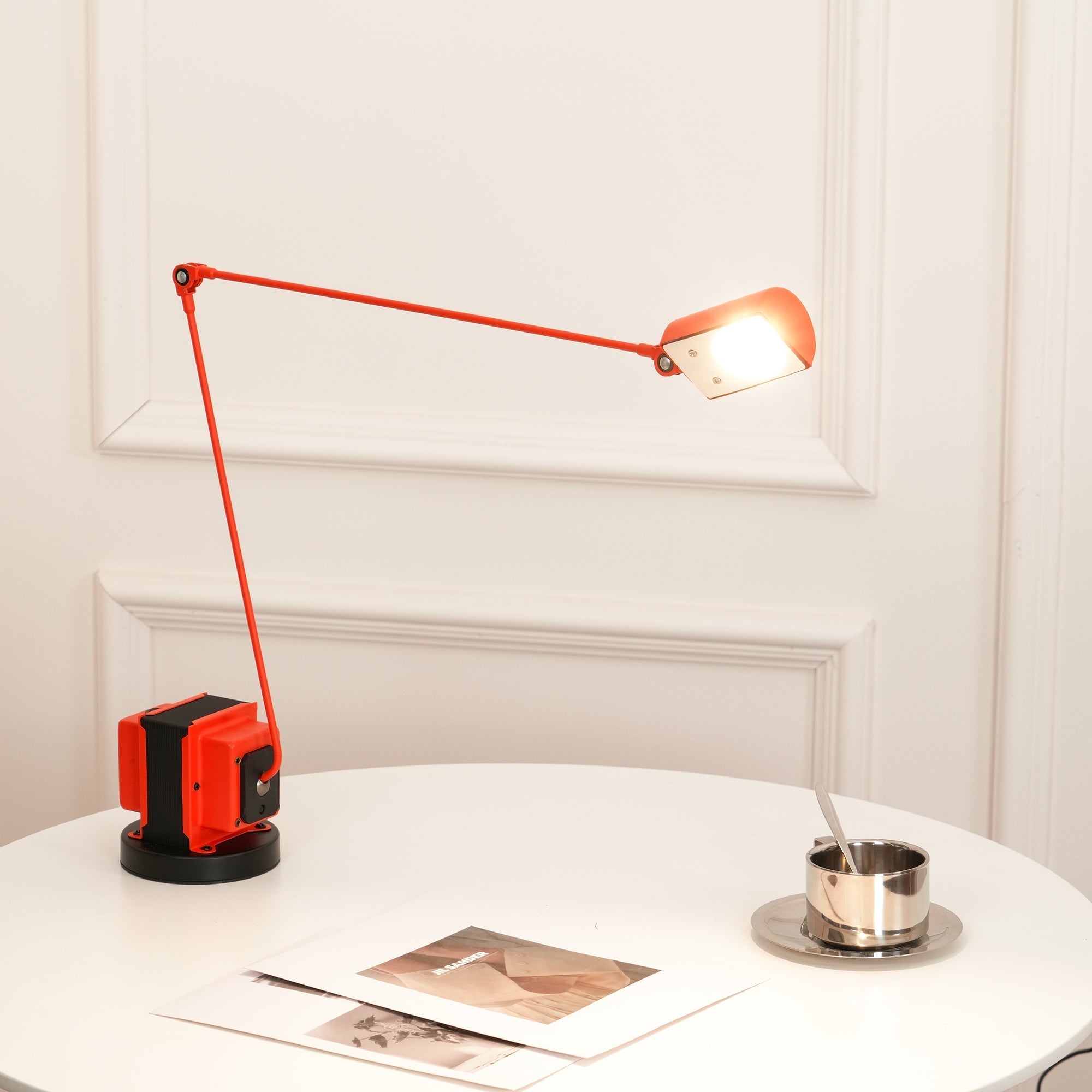 Orvyn Minimalist Table Lamp