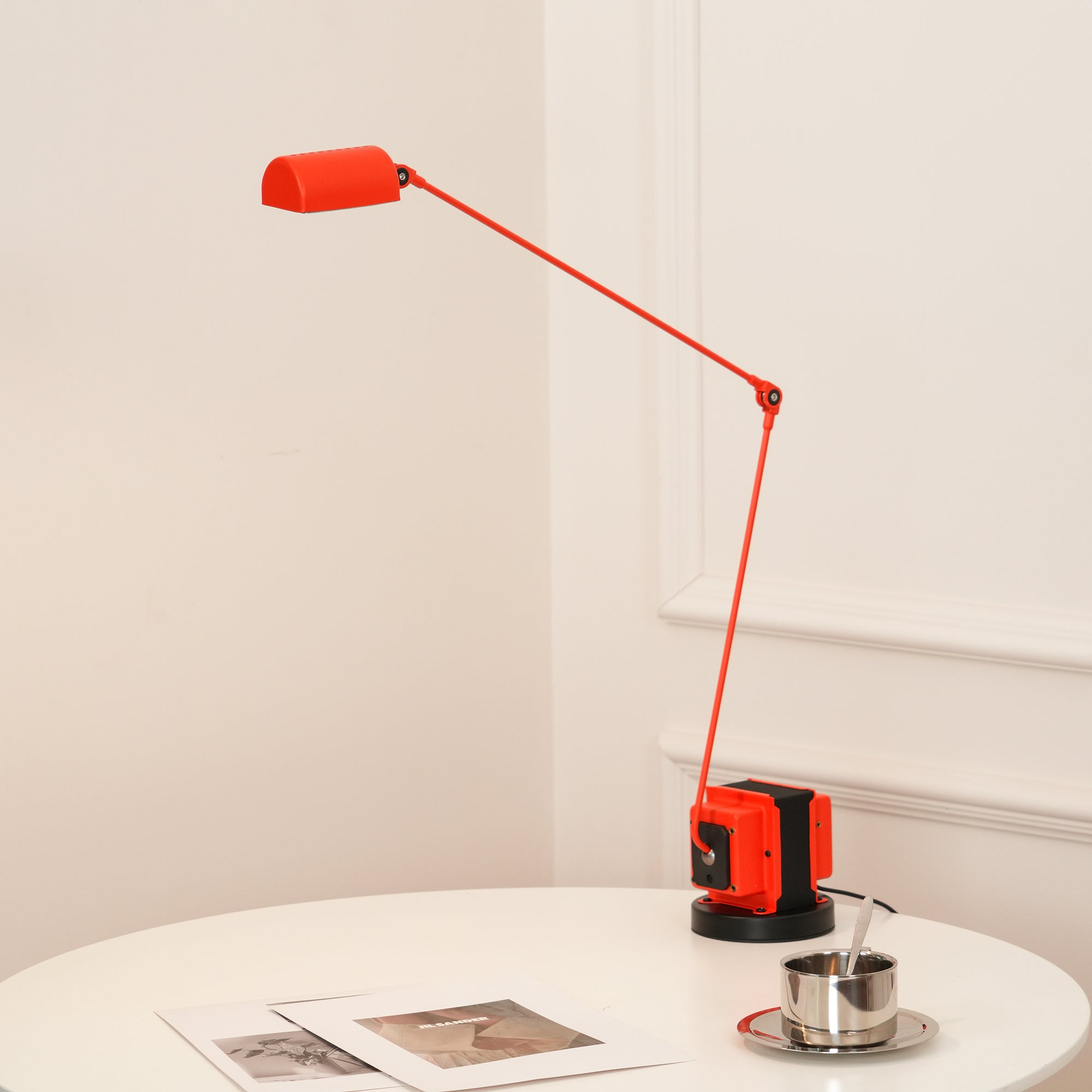 Orvyn Minimalist Table Lamp