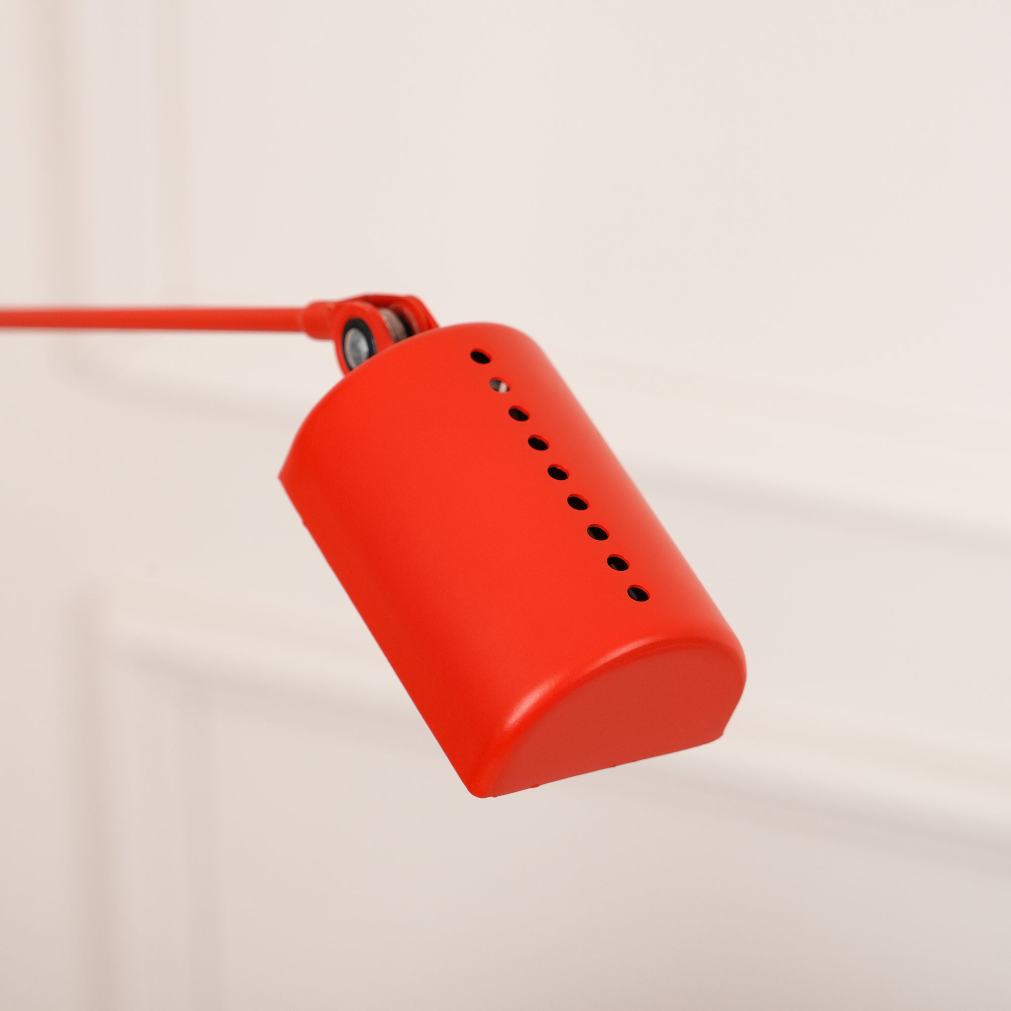 Orvyn Minimalist Table Lamp