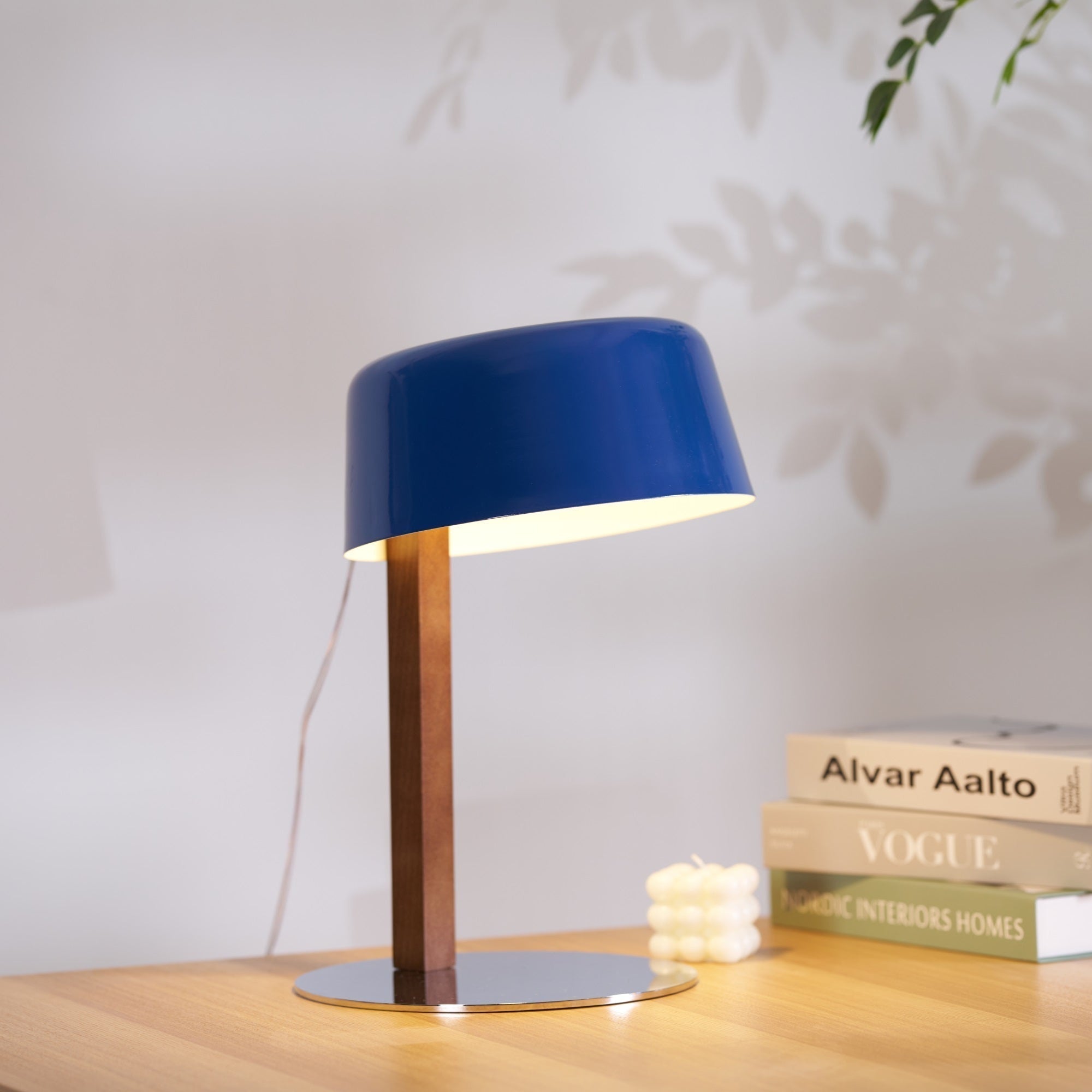 Cirirelle Modern Table Lamp