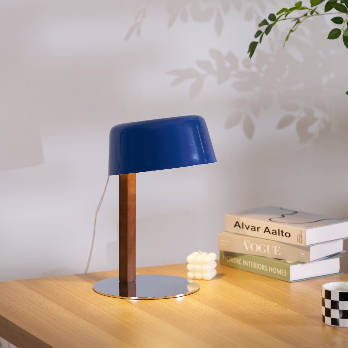 Cirirelle Modern Table Lamp