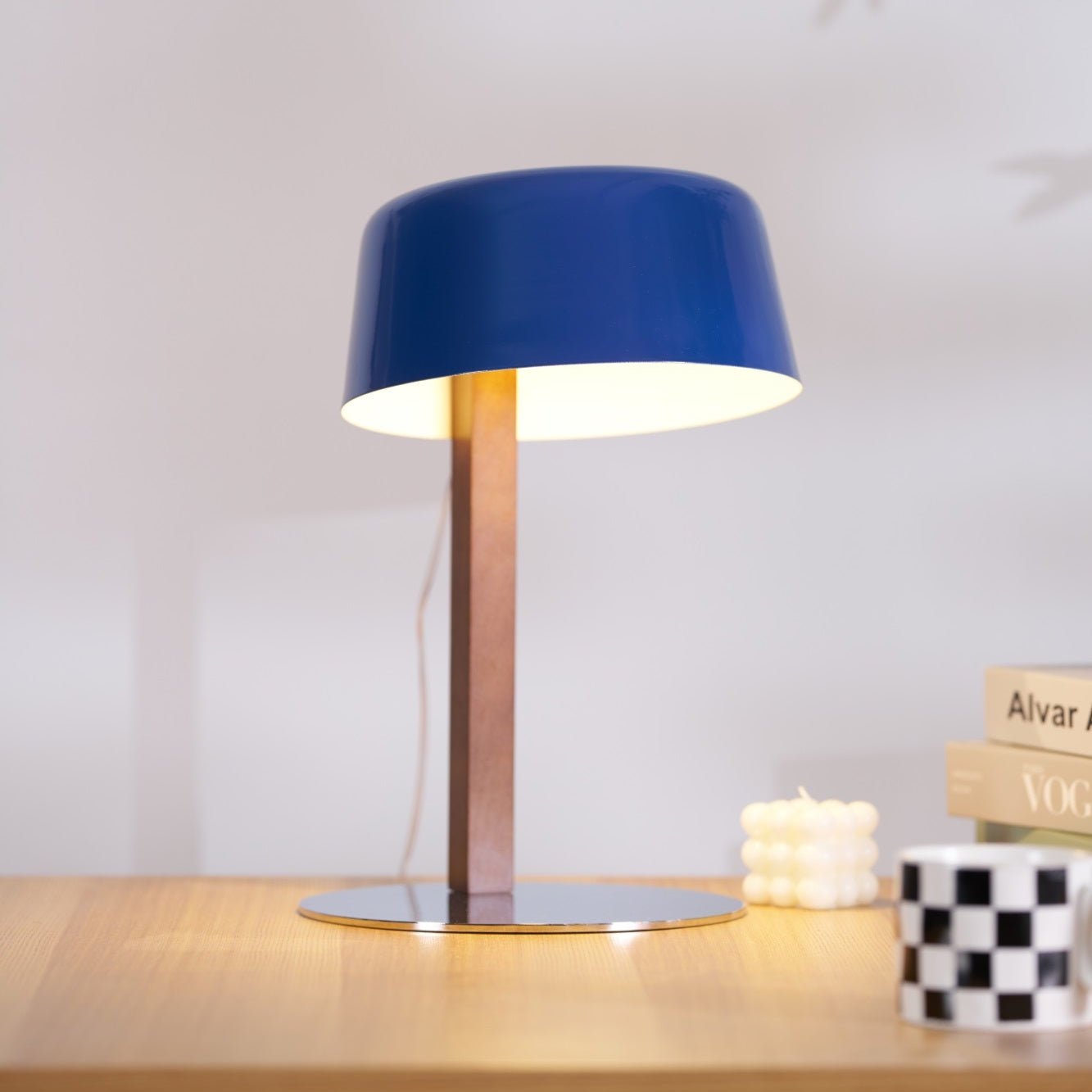 Cirirelle Modern Table Lamp