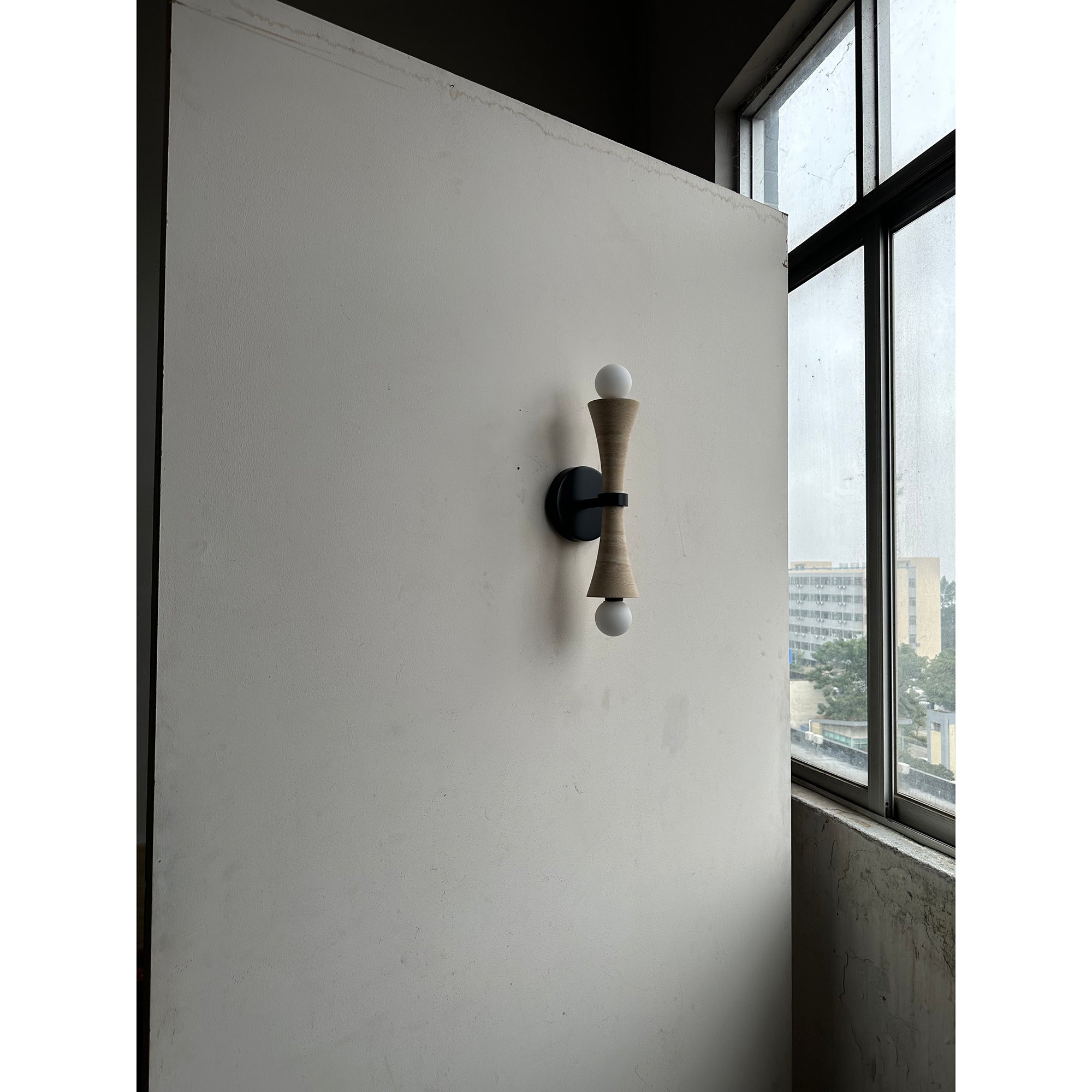 Elaiselle Wall Lamp