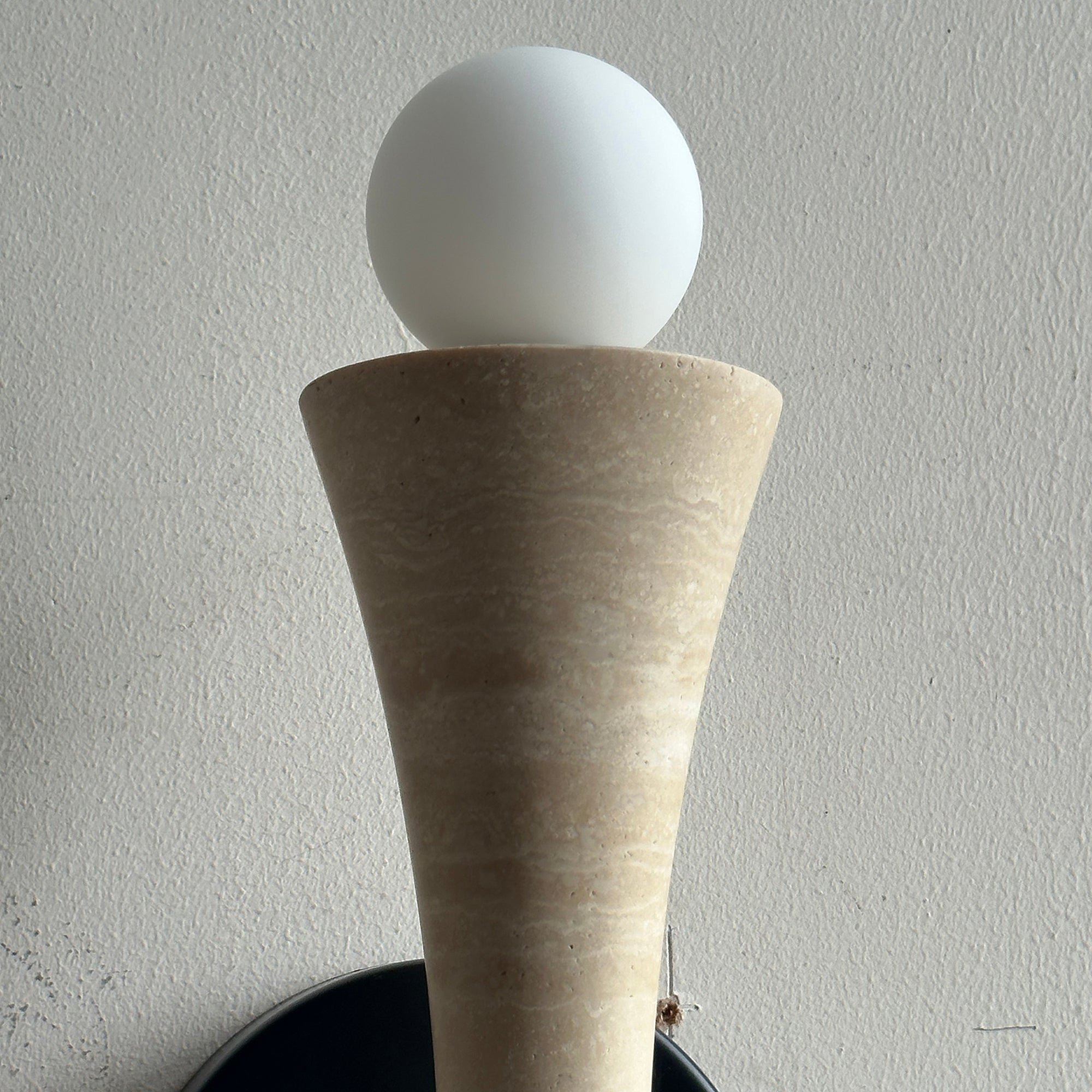 Elaiselle Wall Lamp