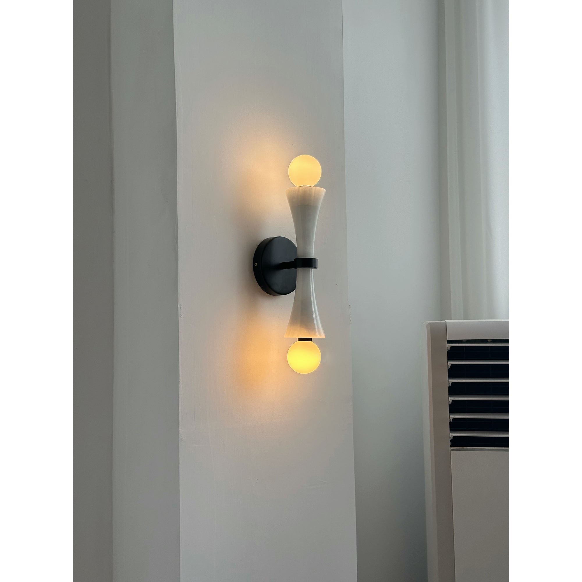 Elaiselle Wall Lamp