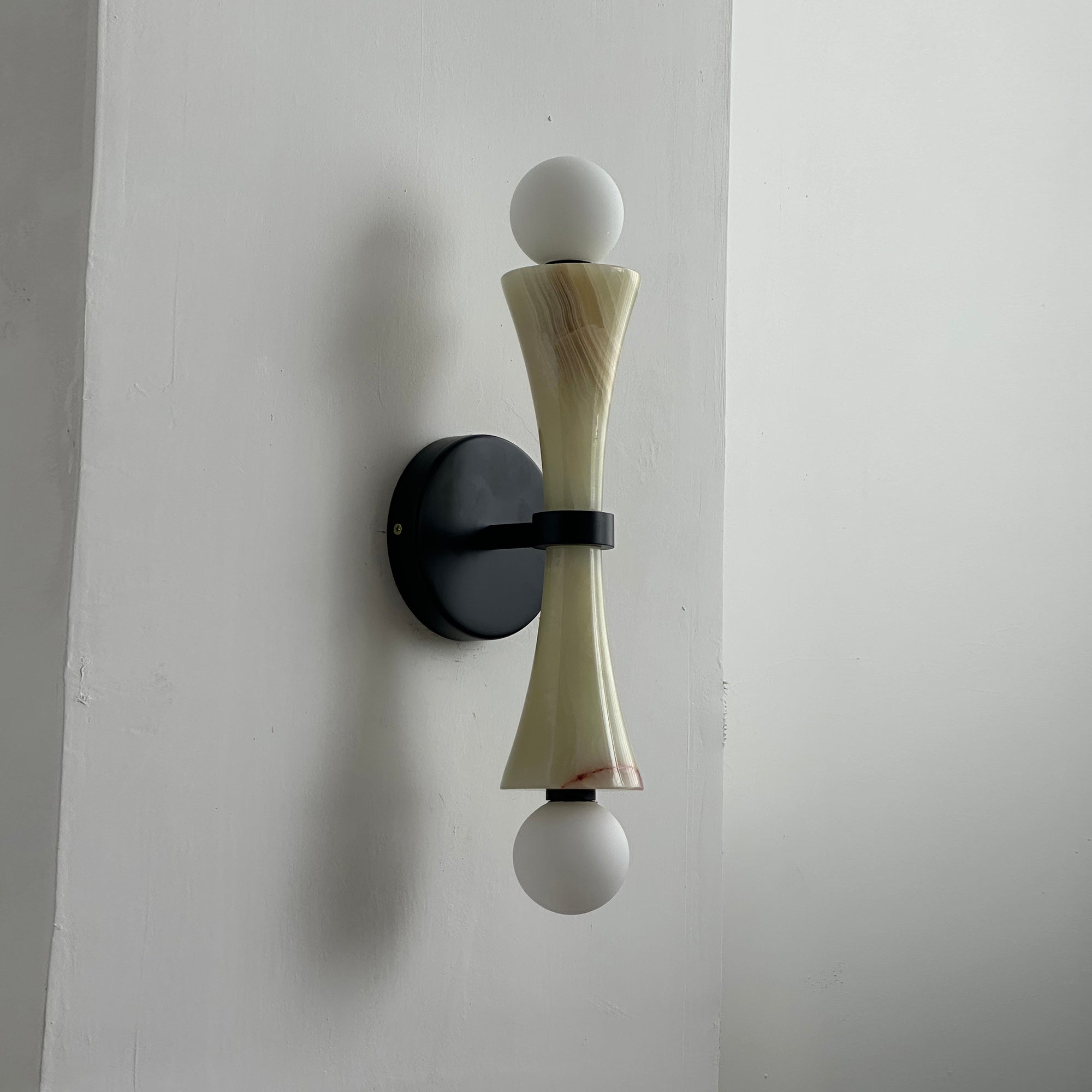 Elaiselle Wall Lamp