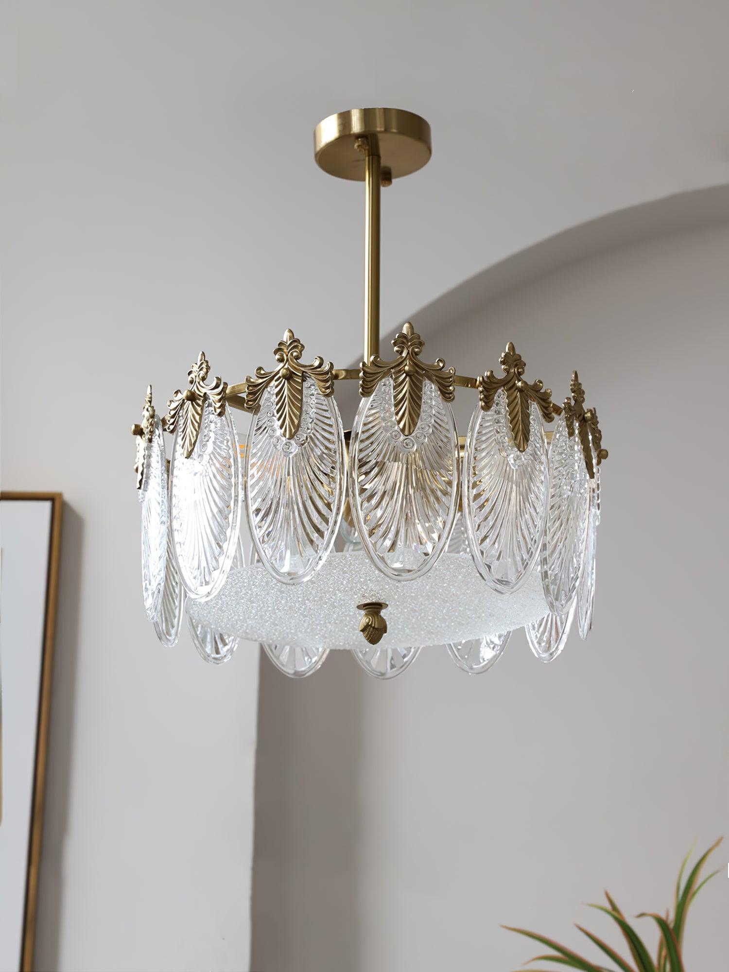 Eirisena Chandelier Glass Petals Gold Frame Round