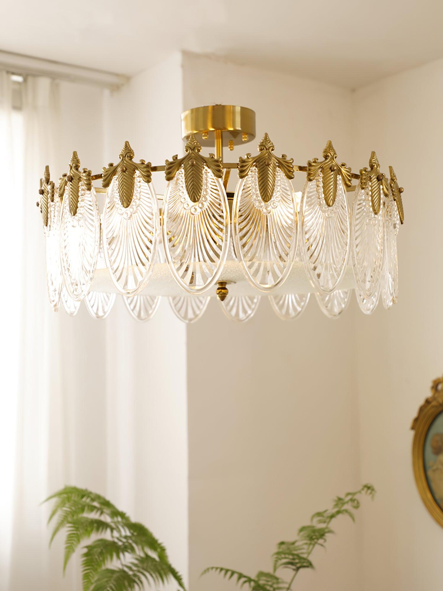 Eirisena Chandelier Glass Petals Gold Frame Round