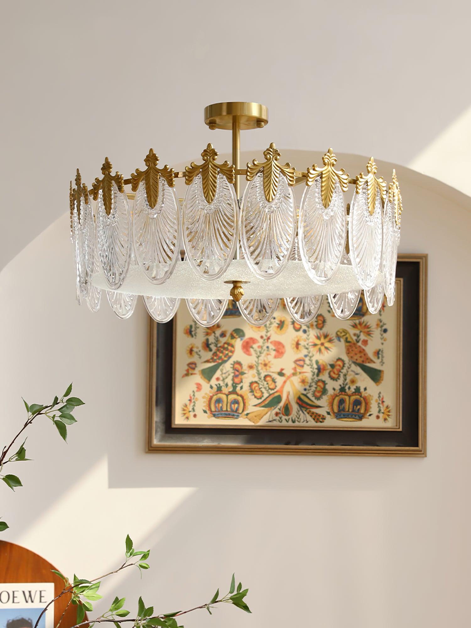 Eirisena Chandelier Glass Petals Gold Frame Round