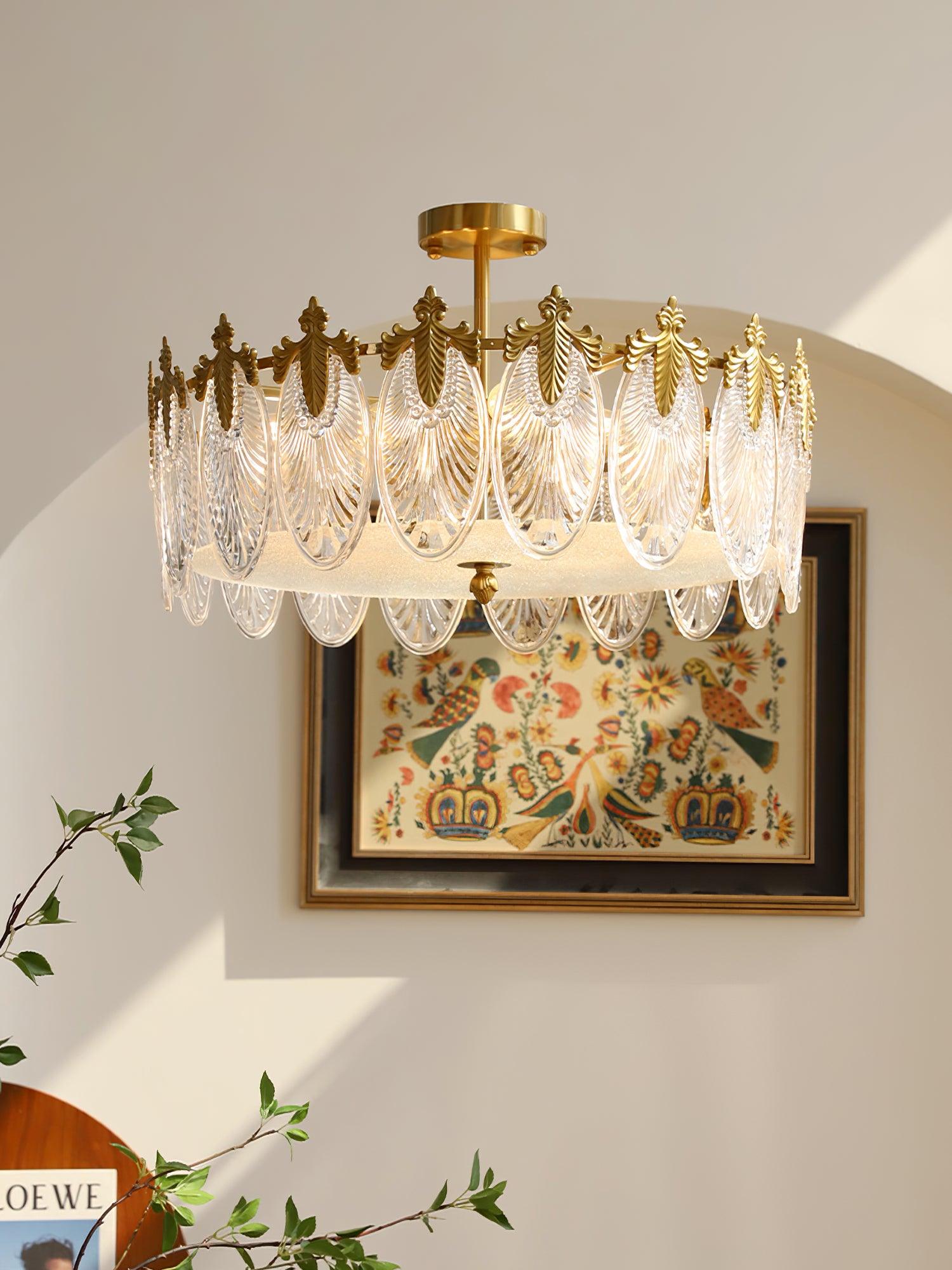 Eirisena Chandelier Glass Petals Gold Frame Round