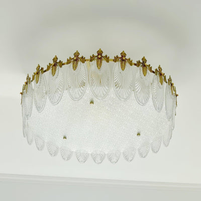 Eirisena Chandelier Glass Petals Gold Frame Round