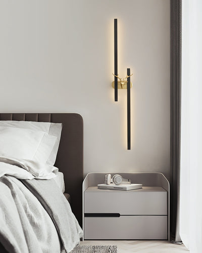 Vavinisra Classic Deer Brass Wall Lamp