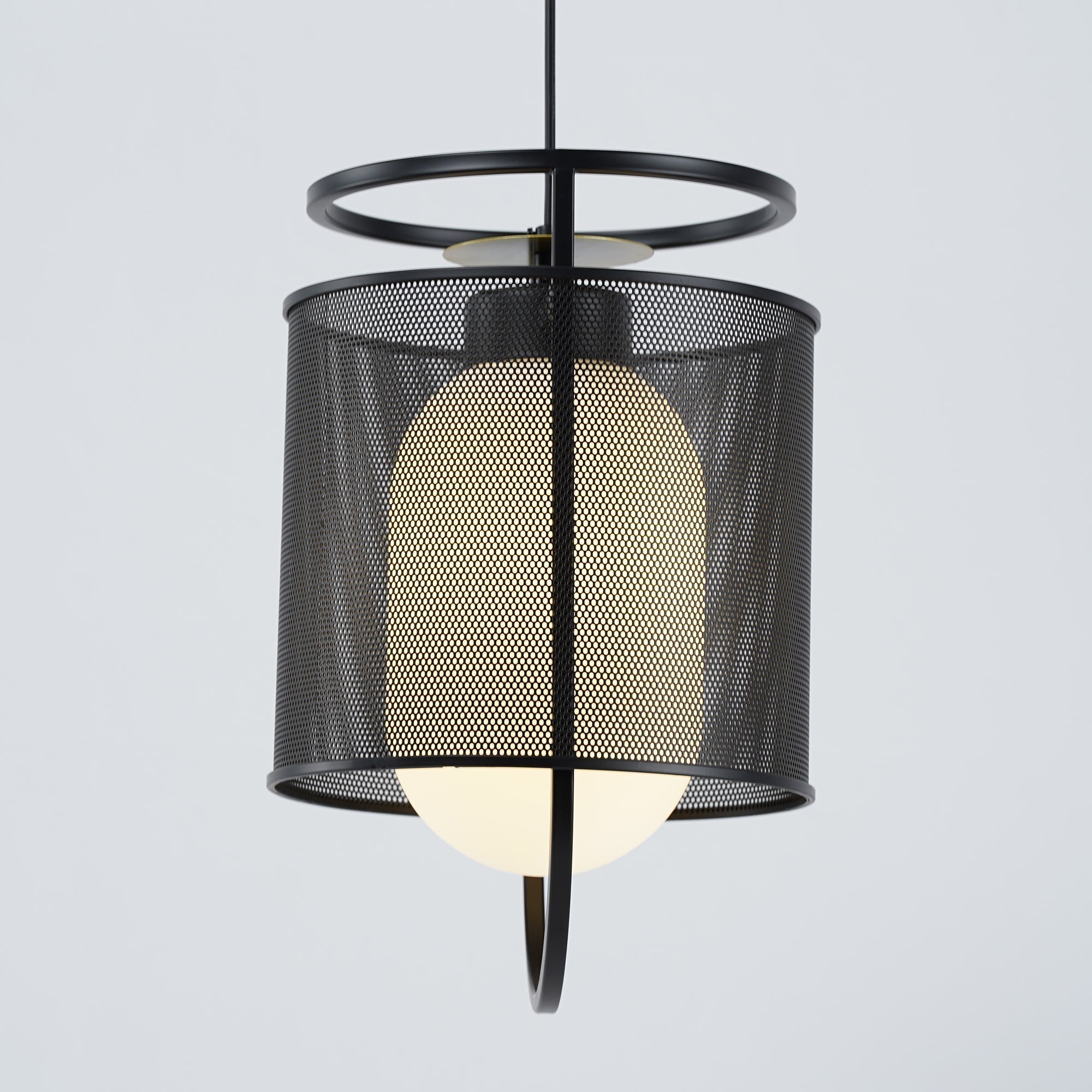 Meren Pendant Lamp Mesh Cylinder Brass Accent Industrial