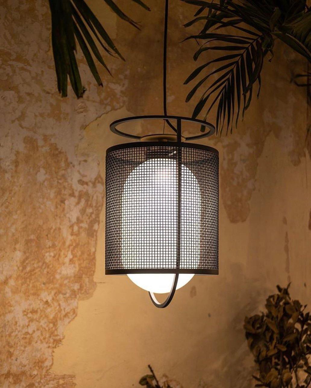 Meren Pendant Lamp Mesh Cylinder Brass Accent Industrial