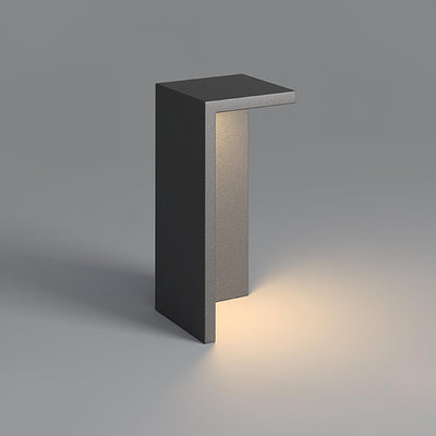 Feriora Modern Steel Table Light