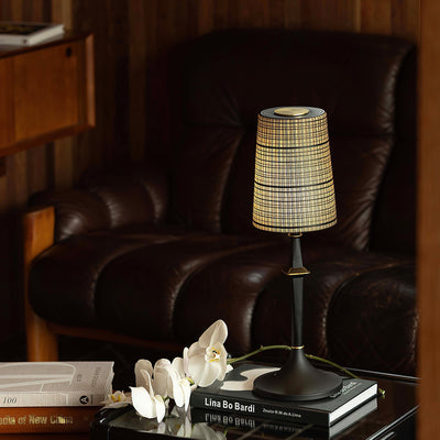 Karma Elvior Iron Table Lamp (Built-in Battery)