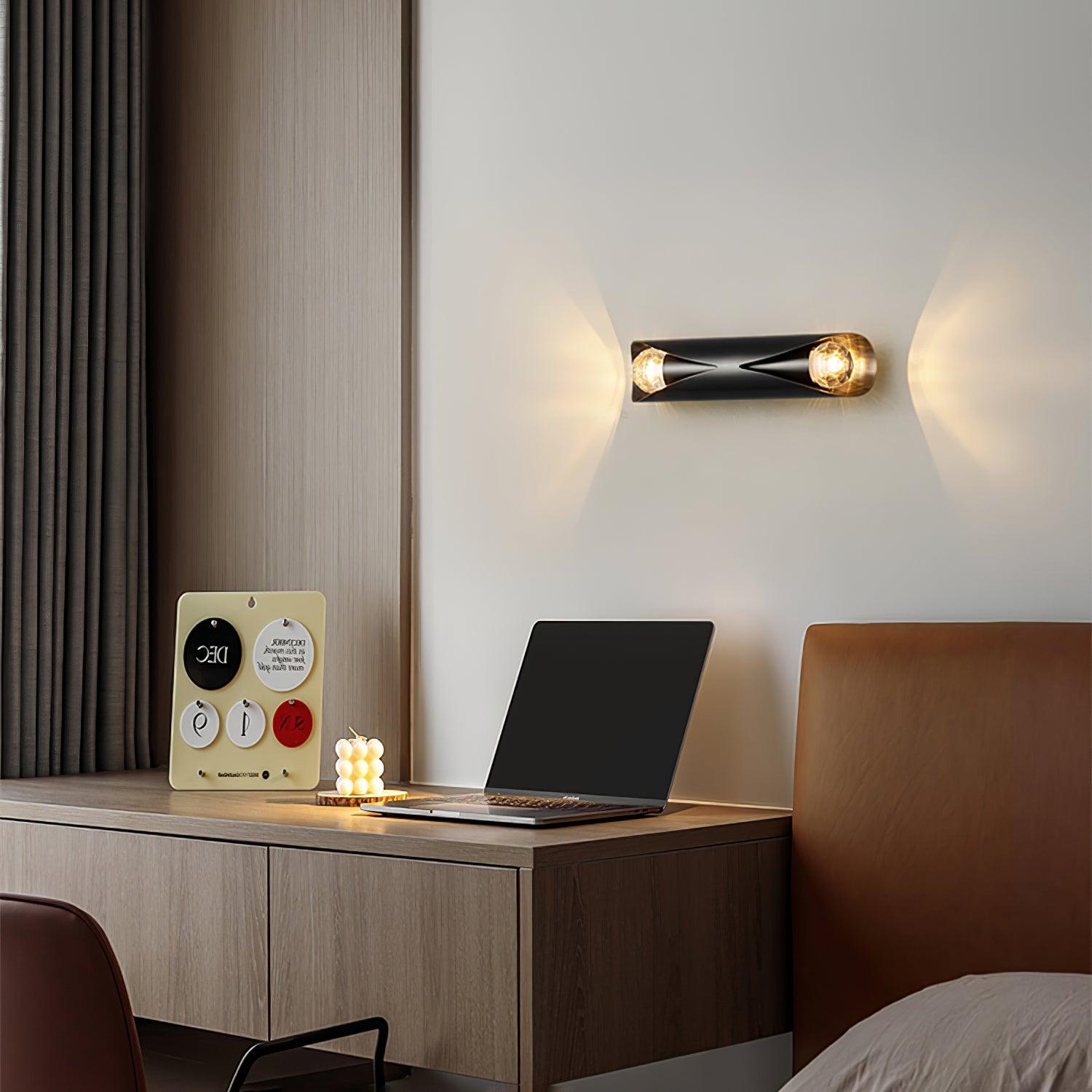 Veyric Diamonds Brass Wall Lamp
