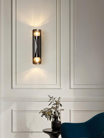 Veyric Diamonds Brass Wall Lamp